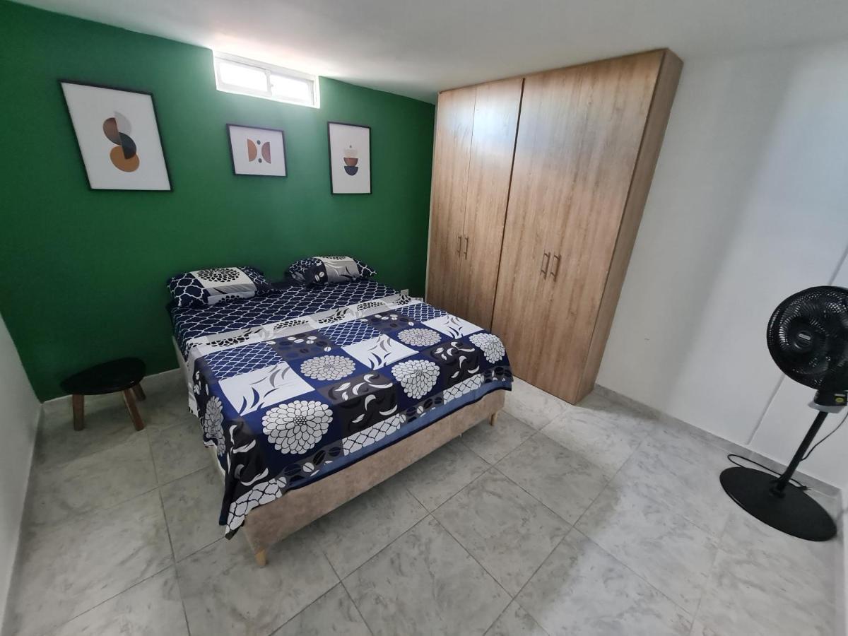 Apartment Completo Parqueadero - - Cerezo