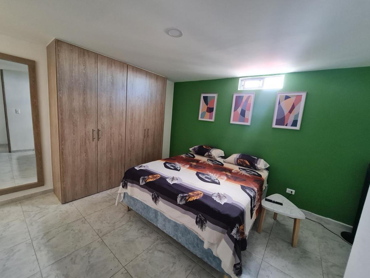 Completo Parqueadero - - Cerezo Ibague